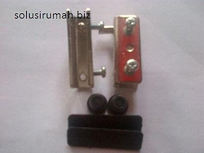engsel kaca jepit t86