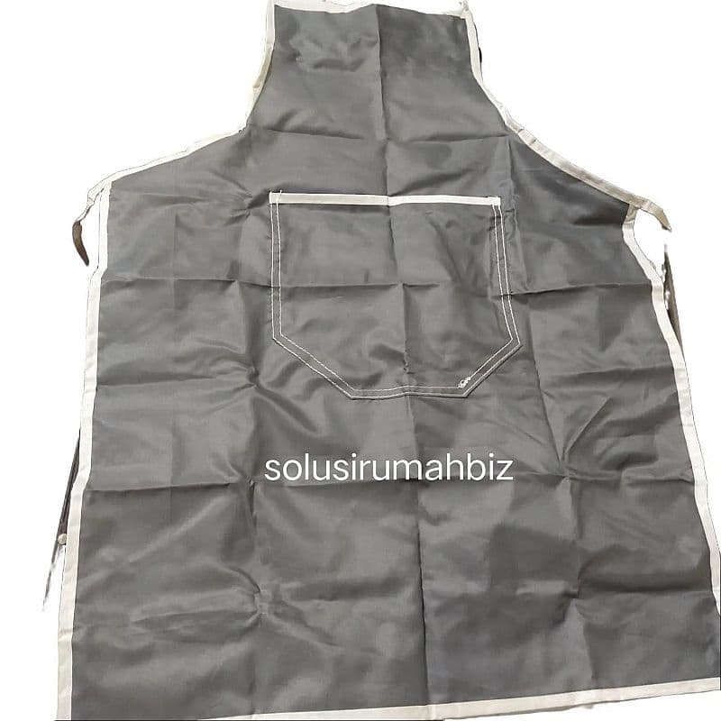 CELEMEK APRON PLASTIK ANYI AIR TEBAL WARNA RANDOM
