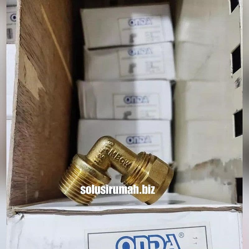 MALE ELBOW ONDA 1/2" KNEE DRAT LUAR AIR PANAS FITTING KUNINGAN