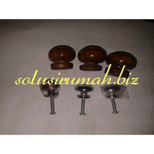 PEGANGAN BULAT CROM KUNINGAN LACI PCS