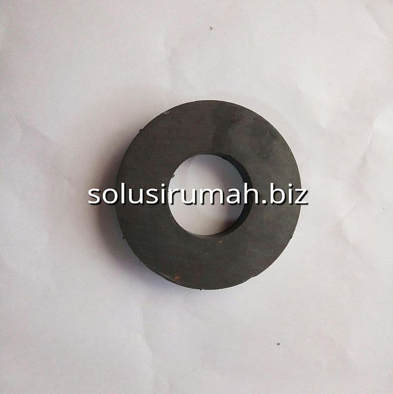 MAGNET BULAT 70*33*11MM HITAM LUBANG STD FERIT FERRITE
