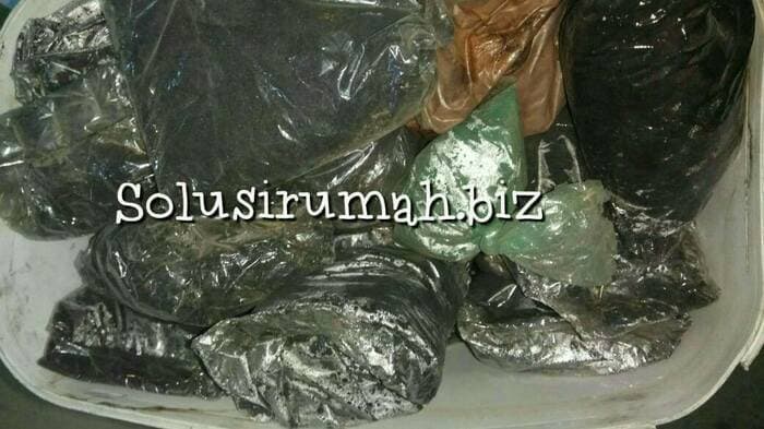 PIGMENT HITAM VERF VEREP BUBUK IRON OXIDE