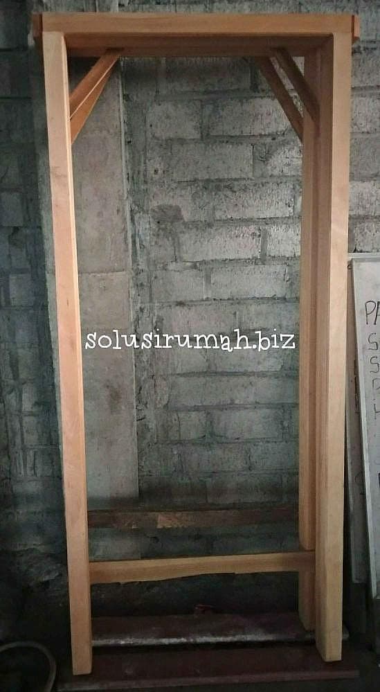 GAWANG PINTU KAYU 80*200 KAYU 6*12 MAONI MERANTI KUSEN