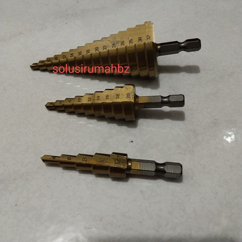 HOLESAW BESI KERUCUT SET 12+20+32MM MATA BOR LUBANG SPIRAL ADJUS
