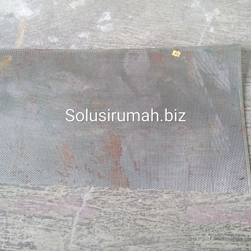 PLAT LUBANG BESI 08MM*2MM 25*50CM POTONGAN PERFORATED BESI LBPK