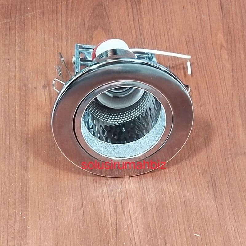 DOWNLIGHT 2.5 INCH SILVER TEBAL DL E-27 2 KAKI 2,5&rdquo; TEMPAT lampu