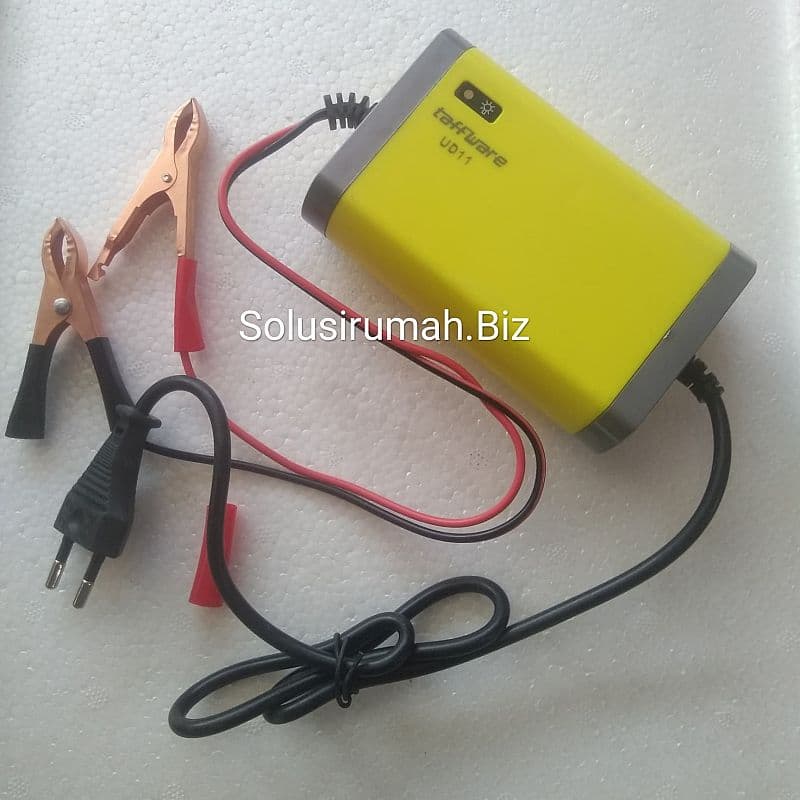 BATERAI CHARGER 2A U/ AKI 12-24VOLT DIGITAL LCD ACCU MOBIL & MOTOR (DO