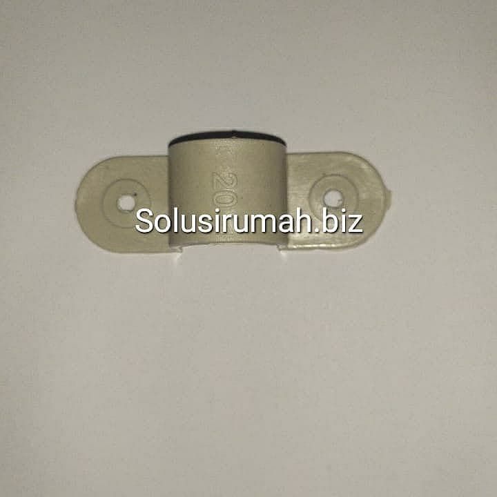Klem pipa Conduit listrik 20mm 20 mm clamp pipe putih paralon pvc