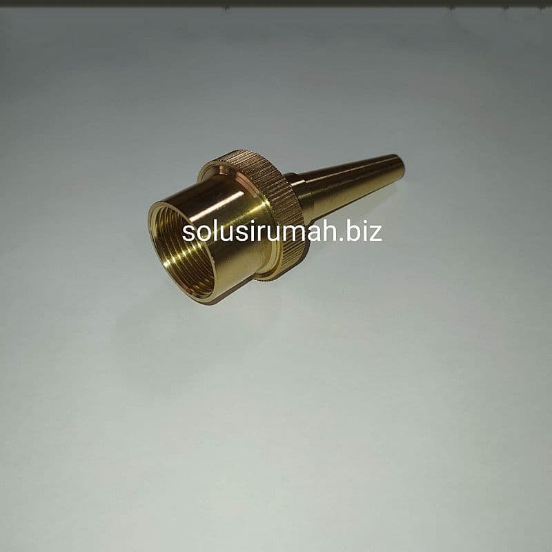 SPUYER LURUS AIR MANCUR 3/4 IN 82MM KOLAM KUNINGAN NOSEL SPRINKLER