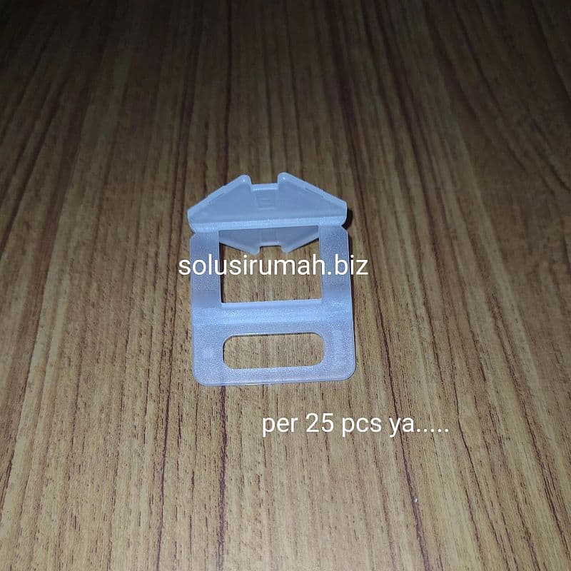 clips putih 25pcs tile leveling nat spacer perata lantai granit klip