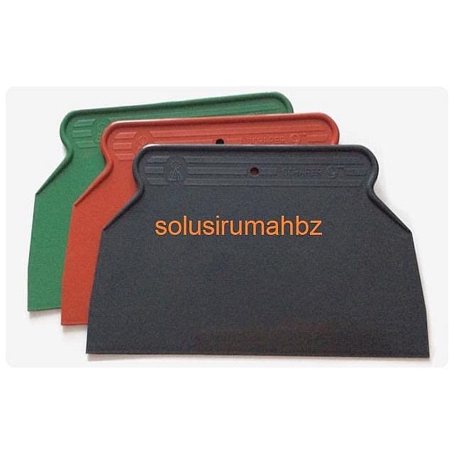kape plastik 9 inch perbiji warna random kapi scraper sliper dempul 9" Paint