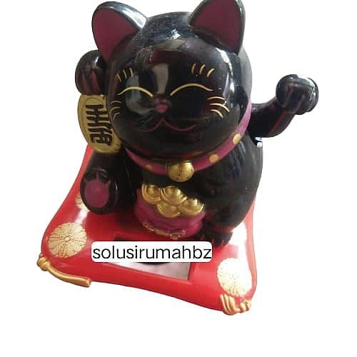 KUCING KEBERUNTUNGAN HITAM LURUS TENAGA MATAHARI CAT HIASAN MOBIL RUMA