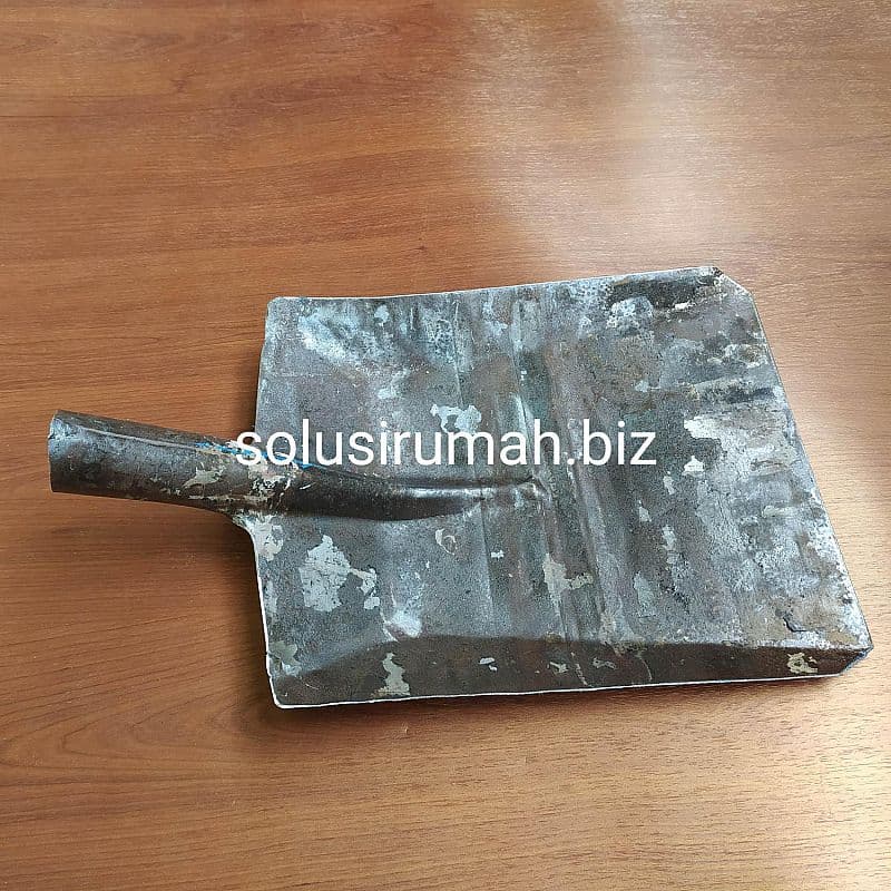 KEPALA SAJA SEKOP KOTAK PLAT BESI 1MM +- 625G TANPA GAGANG PAPAK 1 MM