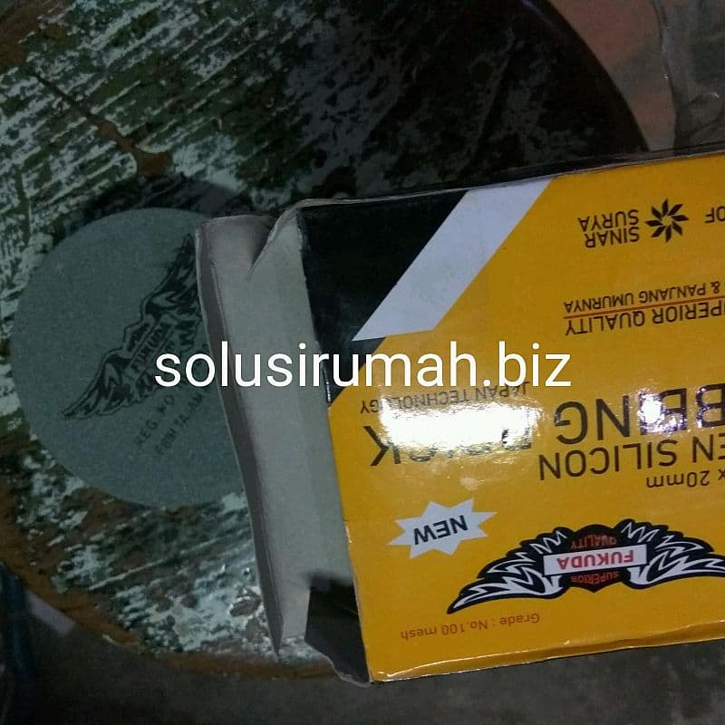 BATU GOSOK KACA GREEN SILICON RUBBING BRICK SUPERIOR QUALITY GRADE 100