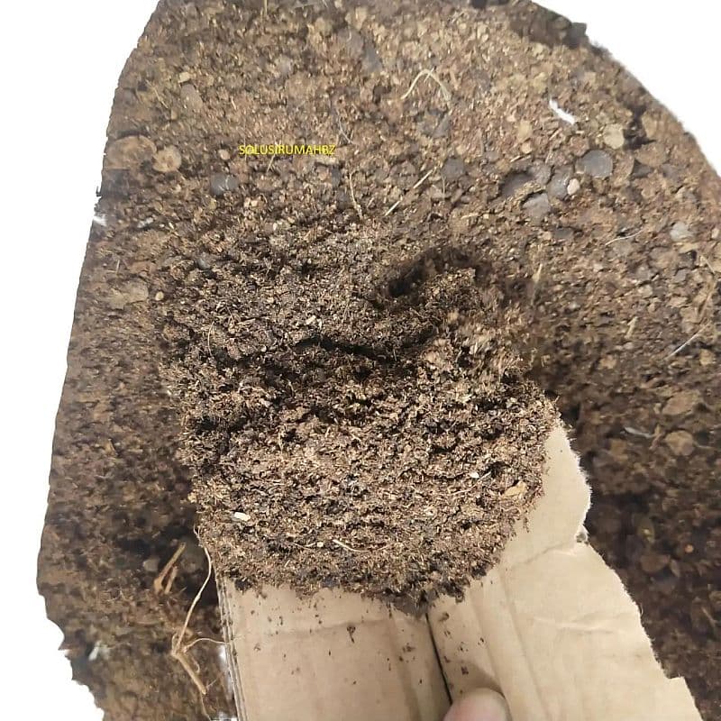 PERKG PUPUK KOMPOS ALAMI DARI KOTORAN KAMBING HUMUS ALAMI memperbaiki struktur media tanah organik