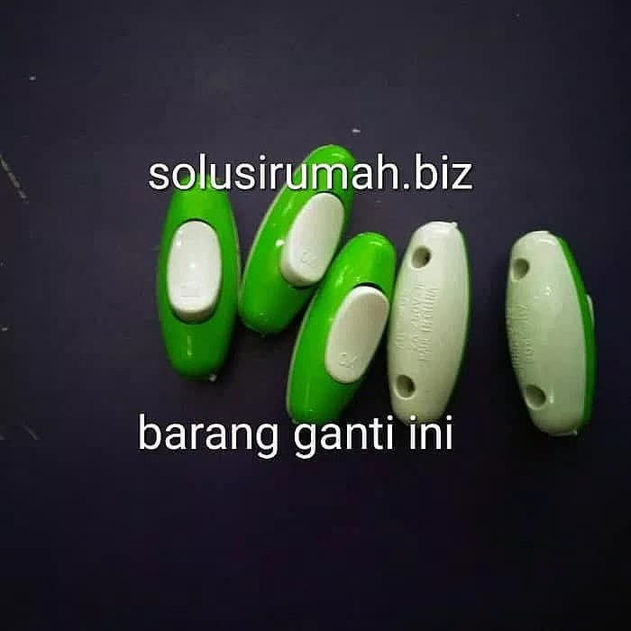 SAKLAR GANTUNG HITAM POLOS PCS KILAP LUMAYAN