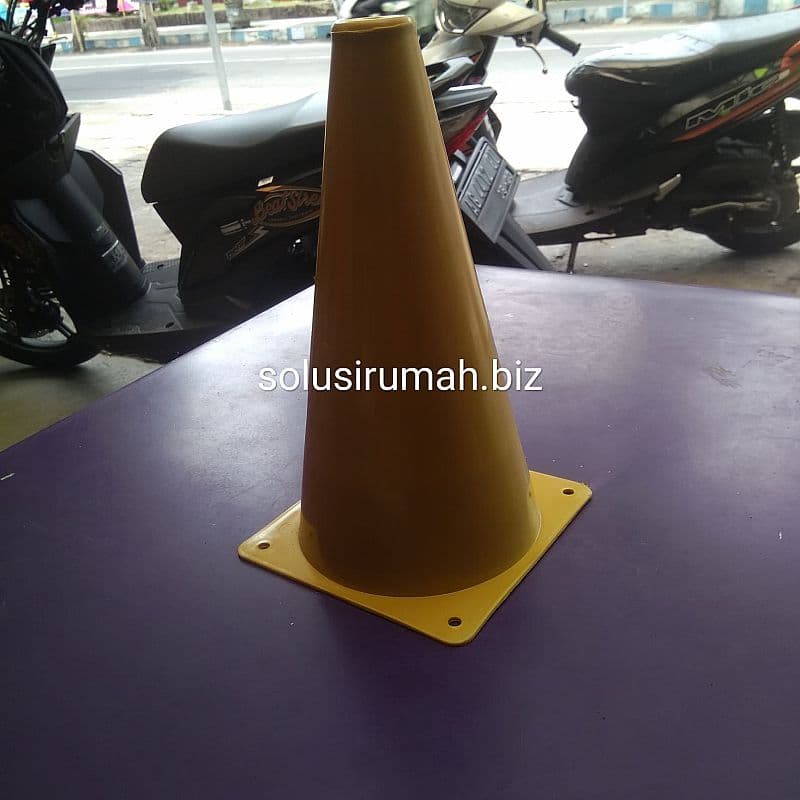 KERUCUT JALAN 25*14CM KUNING FUTSAL PVC SAFETY CONES TRAFFIC CONE/pcs